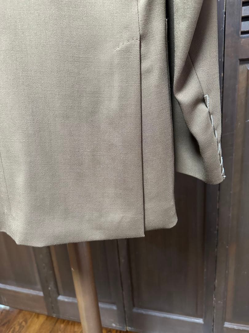 【新品価格16万円】CARUSO カルーゾ　 ダブルスーツ4つボタン　ブラウン