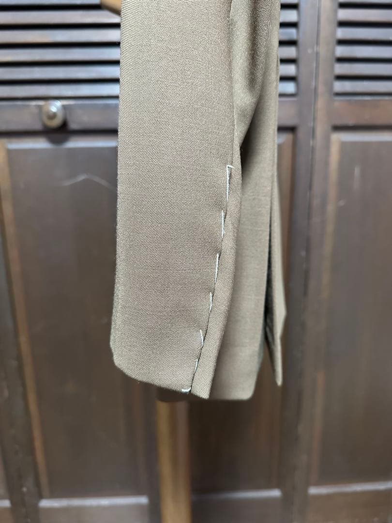 【新品価格16万円】CARUSO カルーゾ　 ダブルスーツ4つボタン　ブラウン