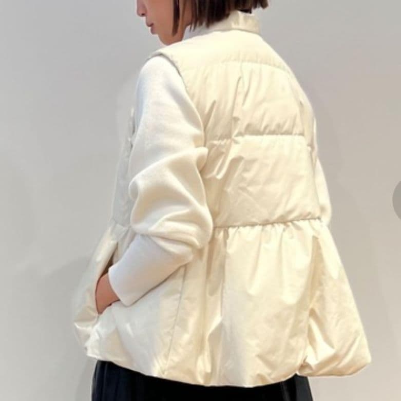 PaDD　エストネーション　ダウンベスト　ペプラム　アイボリー　Sサイズ　白
