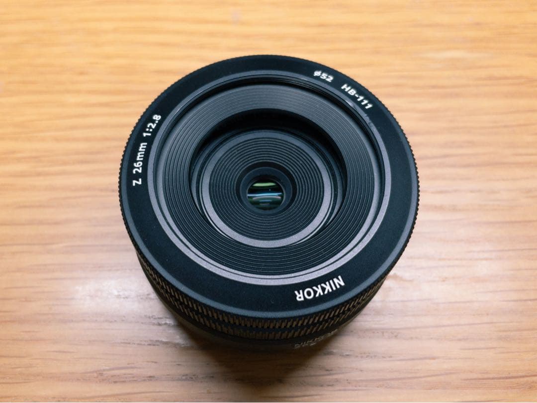 NIKKOR Z 26mm f/2.8 レンズ