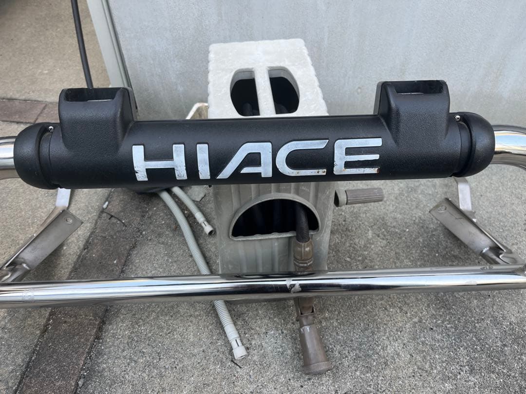 今週末まで値下げ‼️ハイエース100系バンパーガード