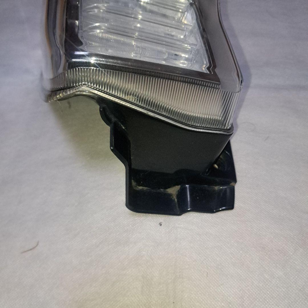 ダイハツ★タントカスタム★LA600S★テールランプ★インナーメッキ★右側★美品