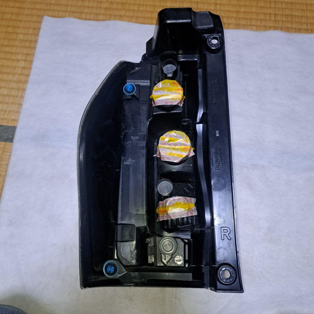 ダイハツ★タントカスタム★LA600S★テールランプ★インナーメッキ★右側★美品