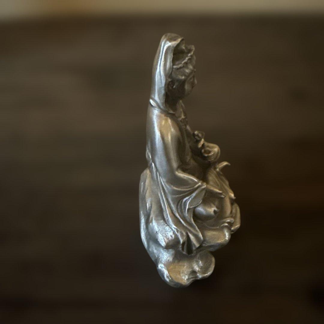 高村光雲作　銀製　岩上観音像　置物