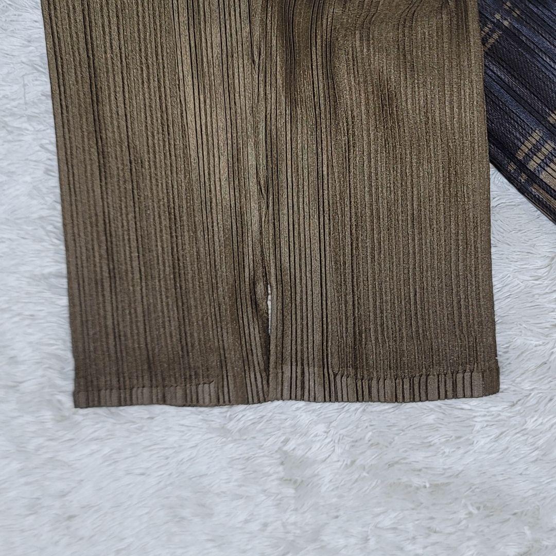 極美品✨プリーツプリーズ ハイネック 長袖カットソー 3 チェック