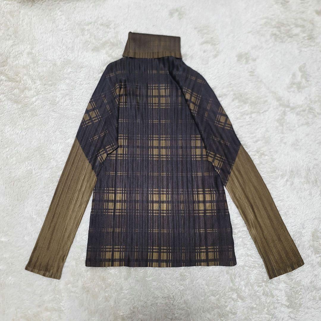 極美品✨プリーツプリーズ ハイネック 長袖カットソー 3 チェック