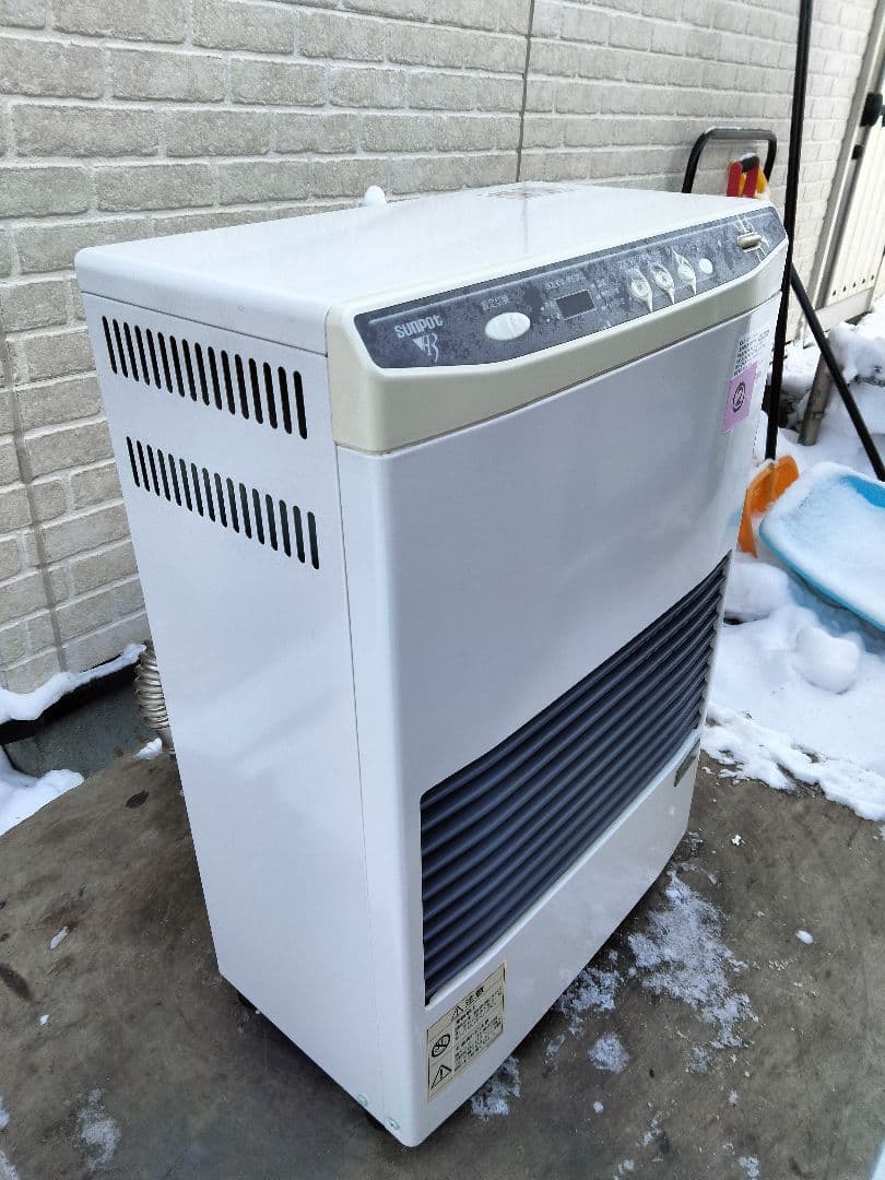 札幌発サンポットFF温風石油ストーブ！品番「FF‐513TF」2011年式中古品