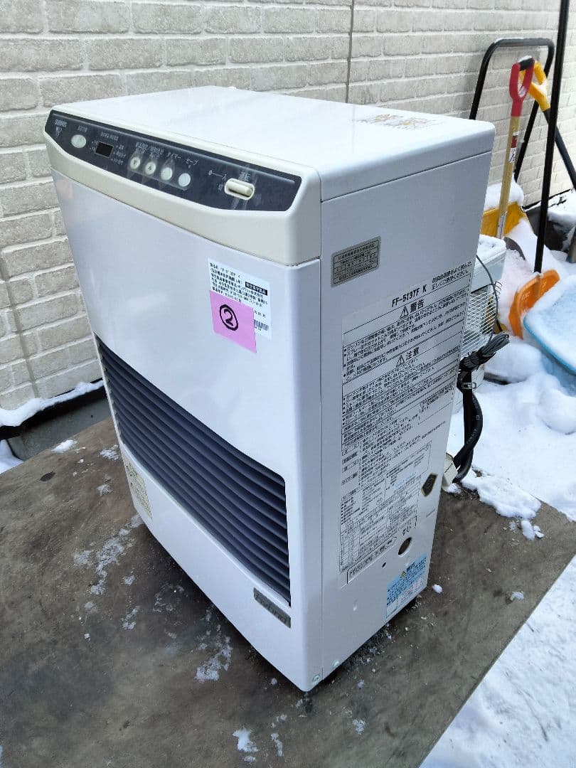 札幌発サンポットFF温風石油ストーブ！品番「FF‐513TF」2011年式中古品