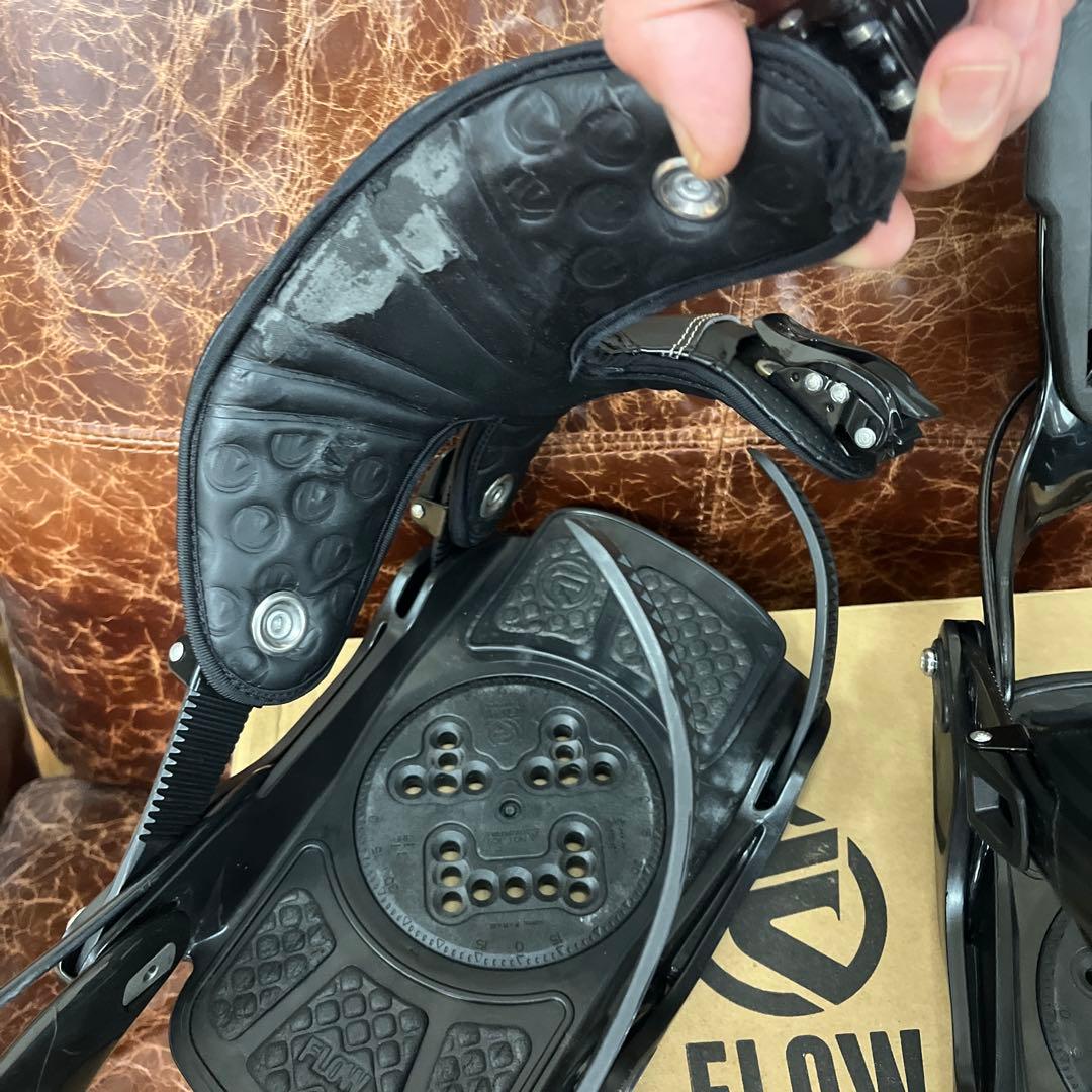 Flow Five ビンディング ブラック L