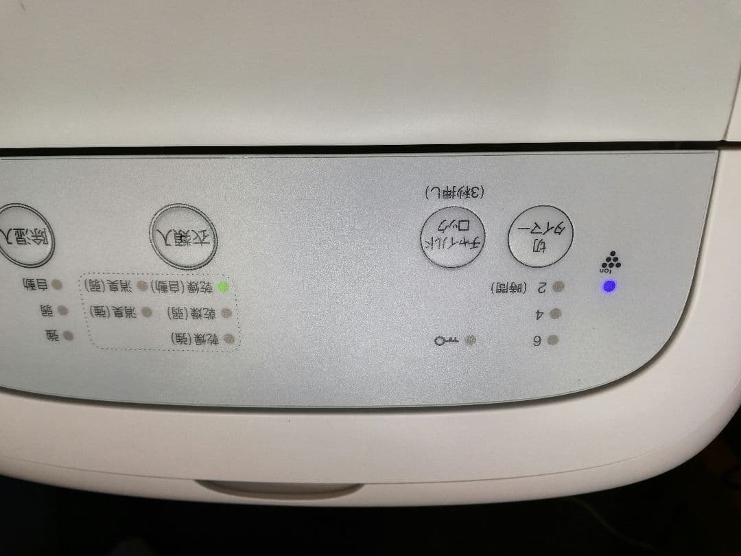 シャープ 衣類乾燥機 除湿機 7.1L 8畳 CV-N71-W