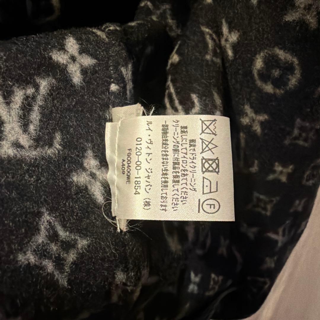 LOUIS VUITTON フーデッドラップコート　現行モデル