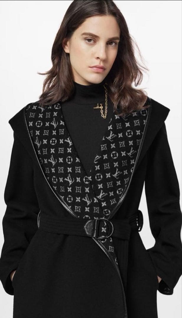 LOUIS VUITTON フーデッドラップコート　現行モデル