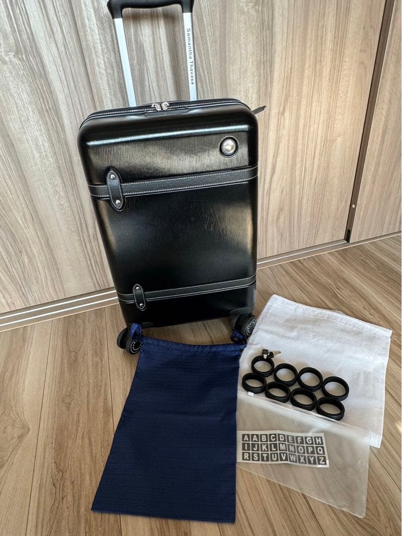 【美品】Samantha Thavasa トラベルキャリーケース(小) ブラック