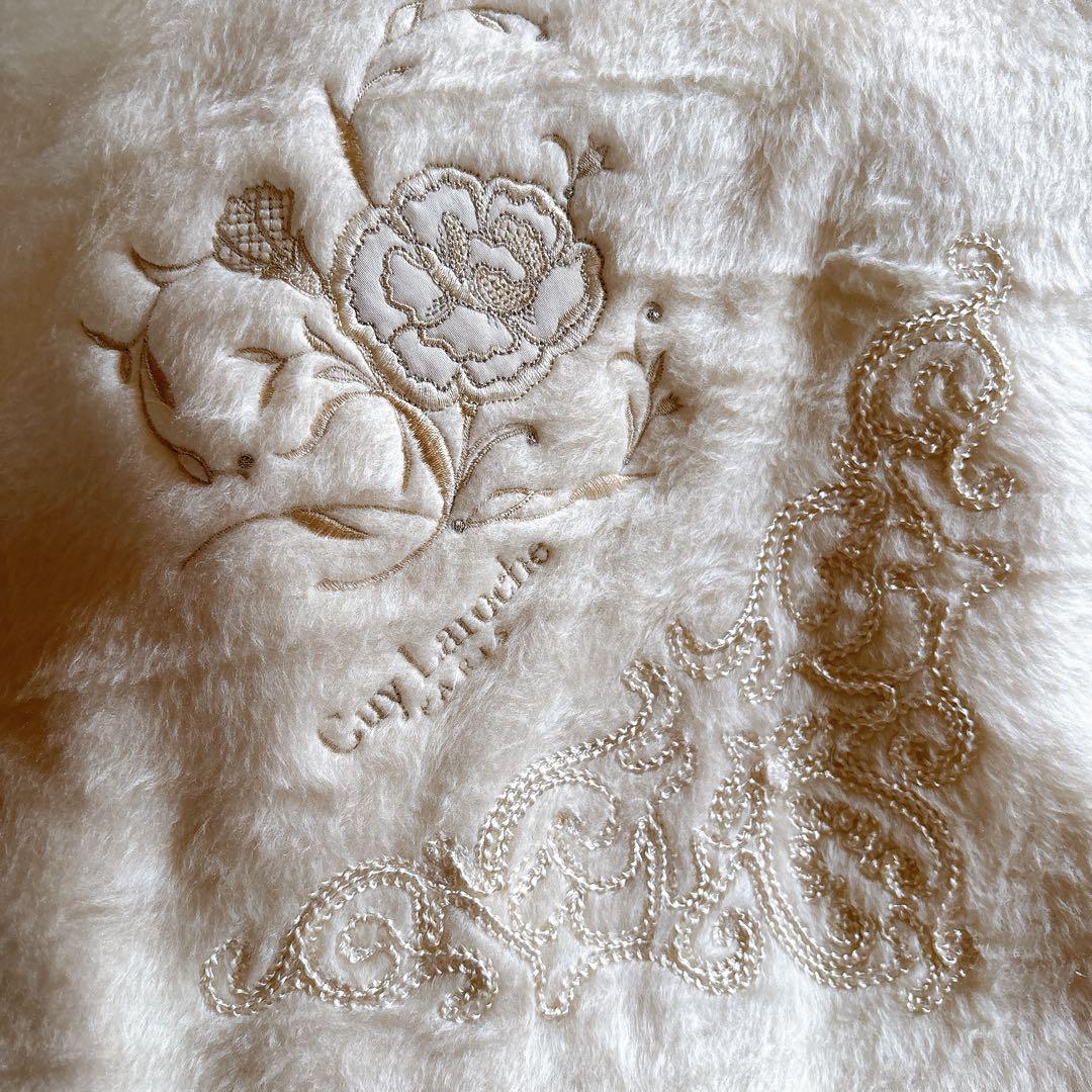 Guy Laroche シルク100% 毛布