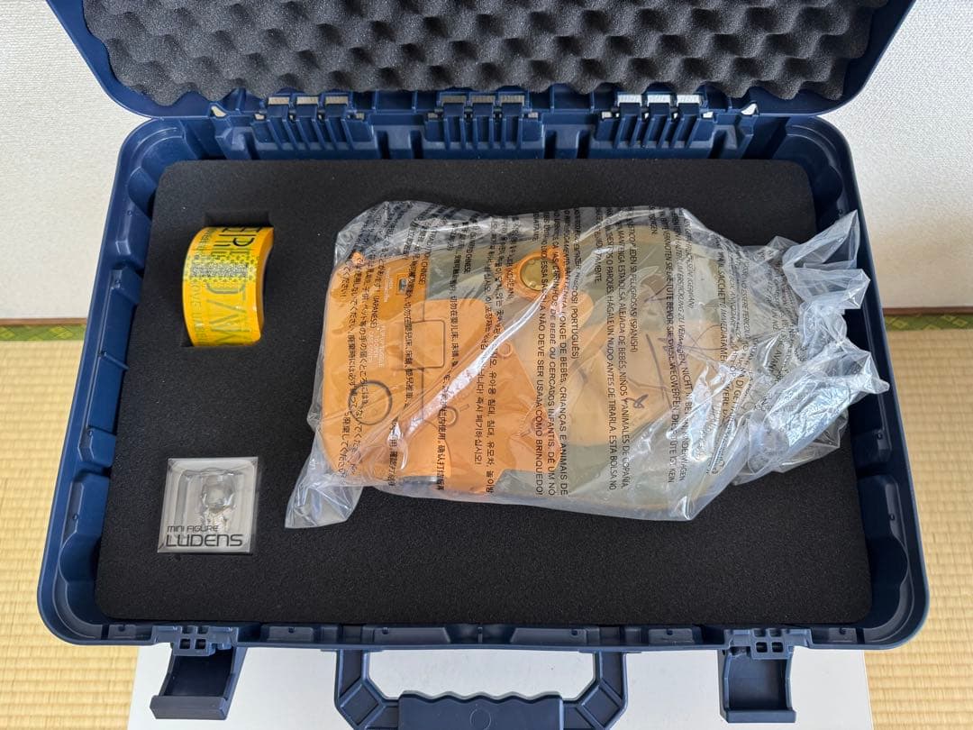 主演サイン入り DEATH STRANDING デスストランディング BBポッド