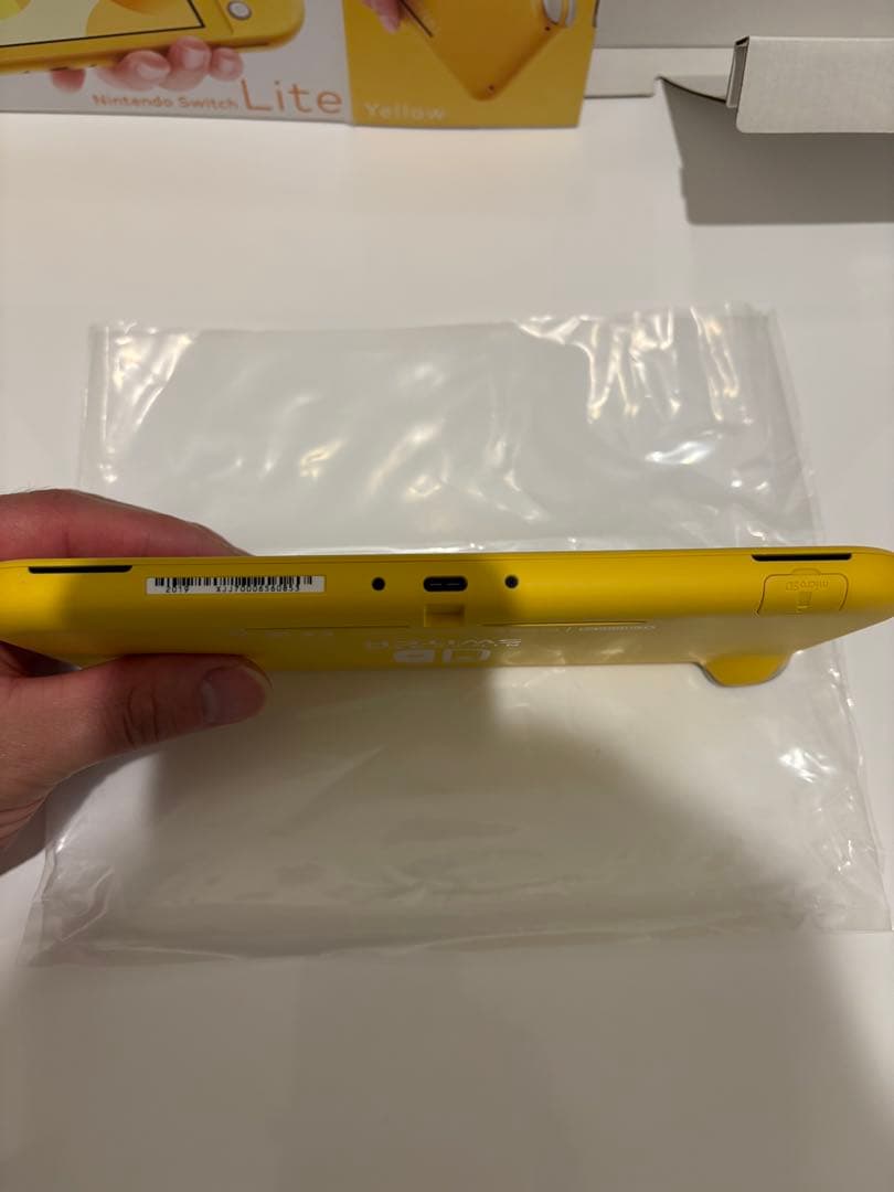 Nintendo Switch Lite イエロー + ゲームソフト