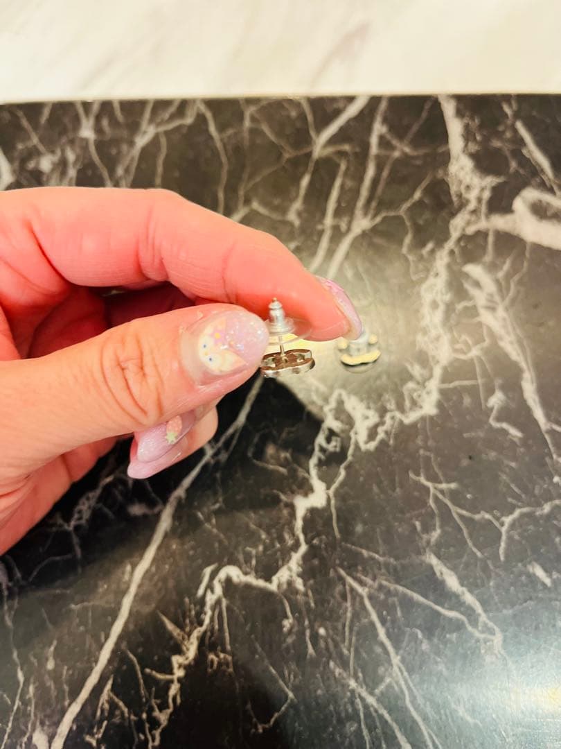 シャネル　CCロゴ　ピアス　ミニサイズ　美品