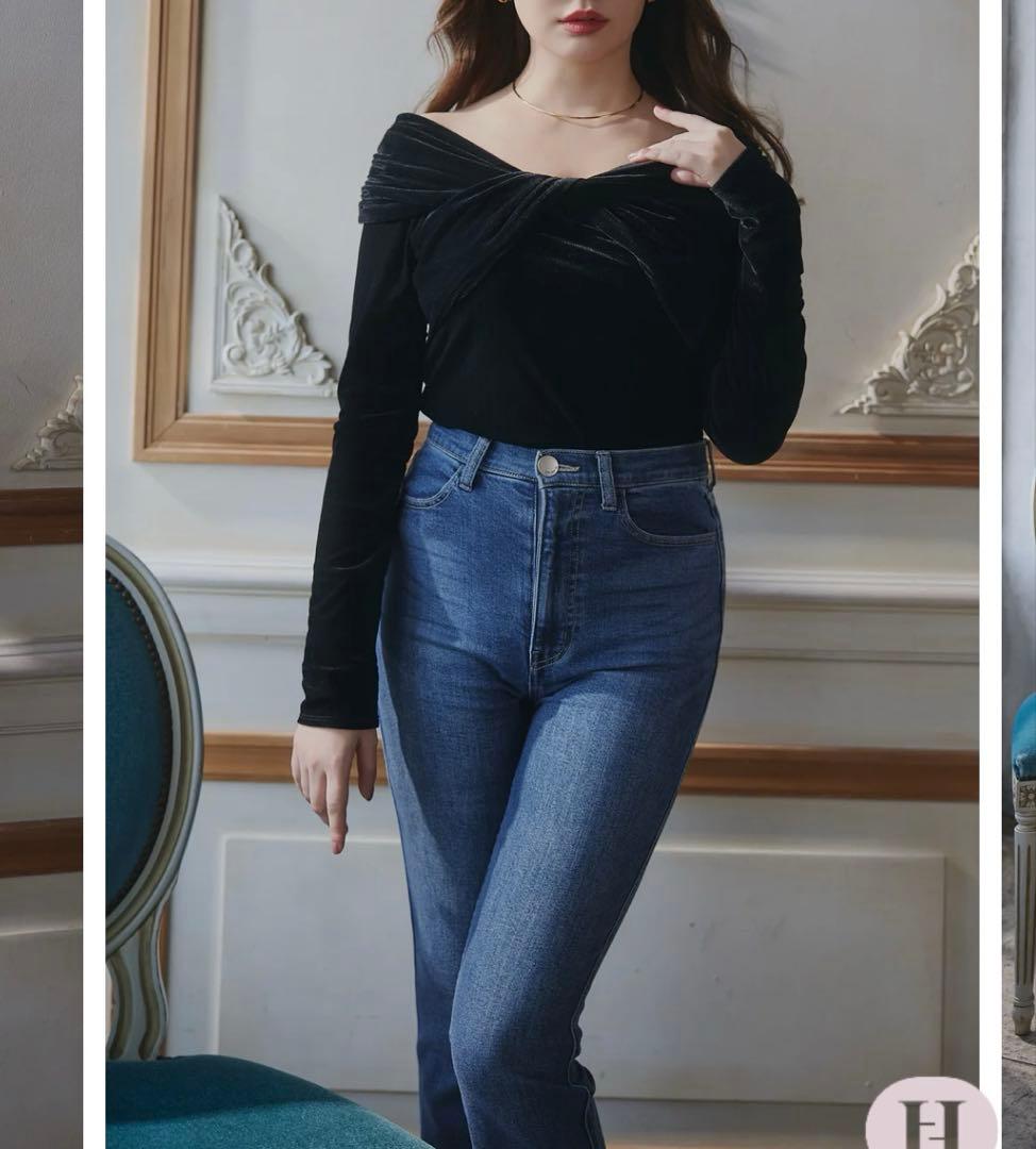 トップス herlipto Twisted Gathered Velour Top