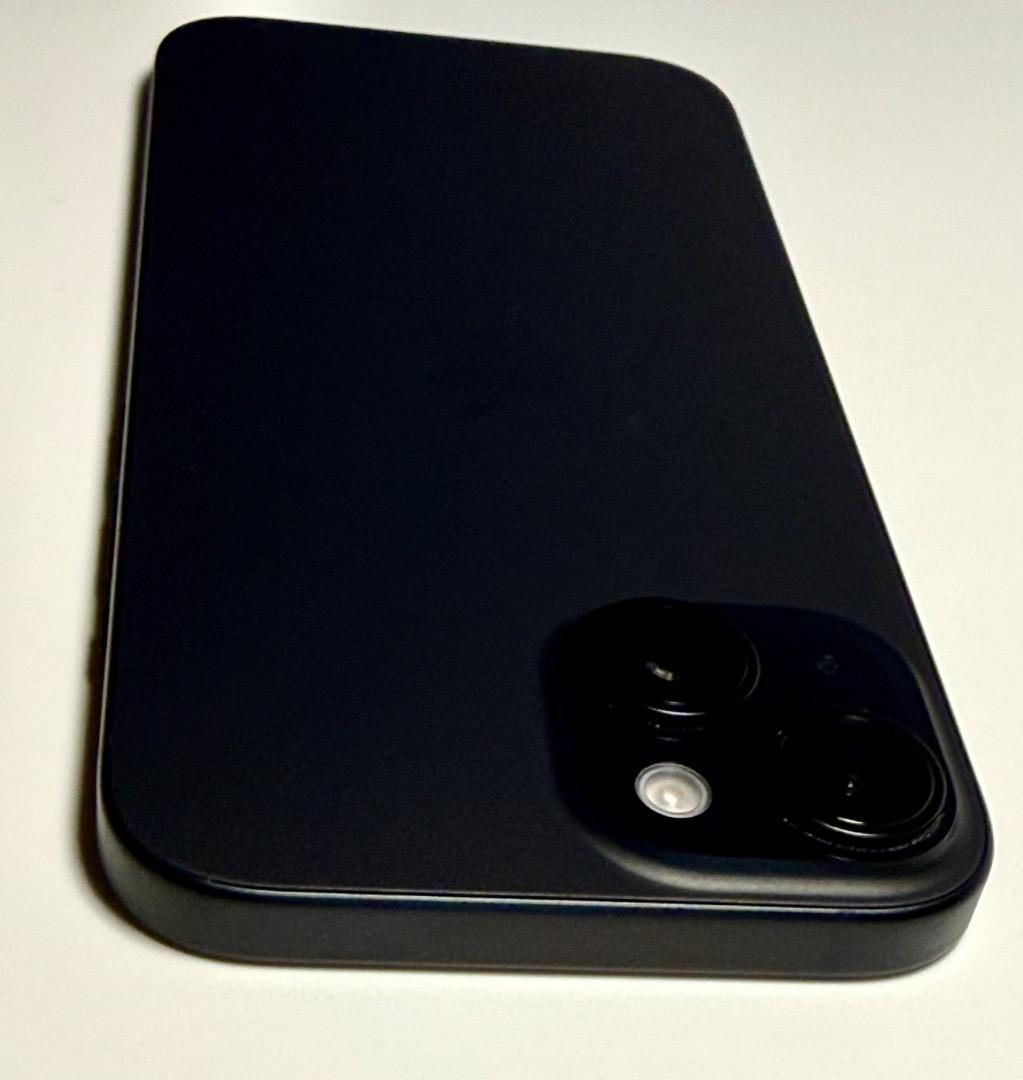 【美品】iPhone 15 256GB Black　SIMフリー　86％