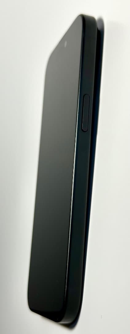 【美品】iPhone 15 256GB Black　SIMフリー　86％