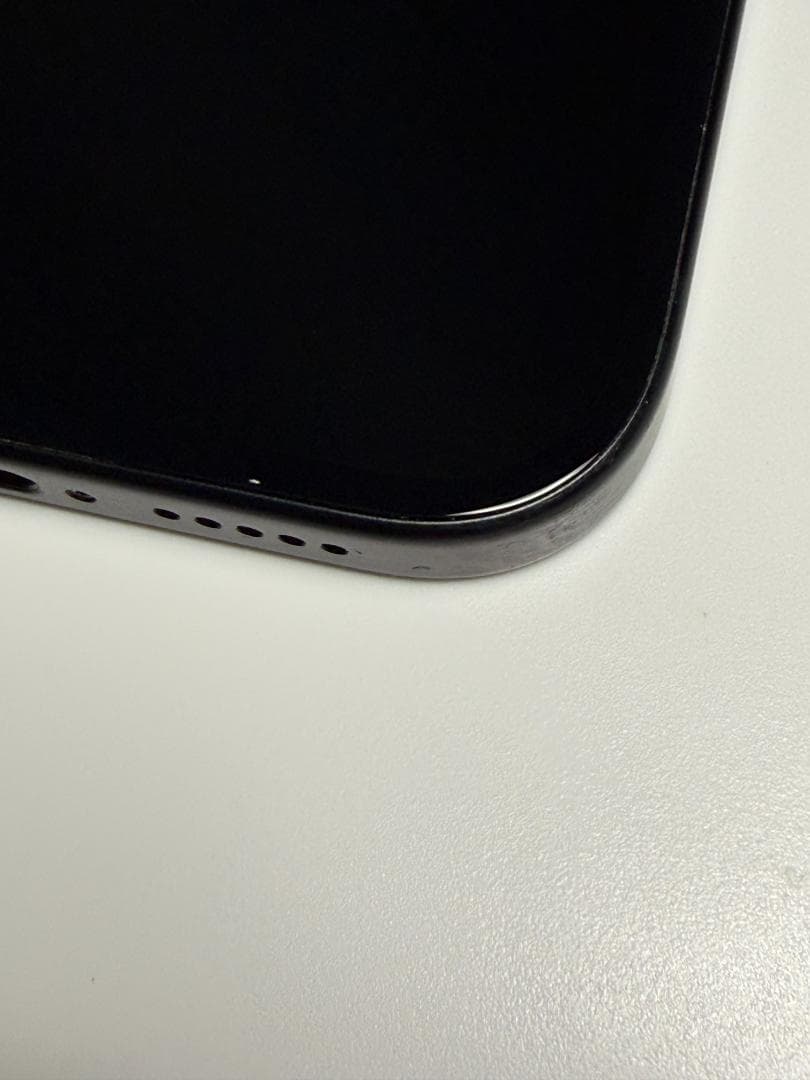 【美品】iPhone 15 256GB Black　SIMフリー　86％