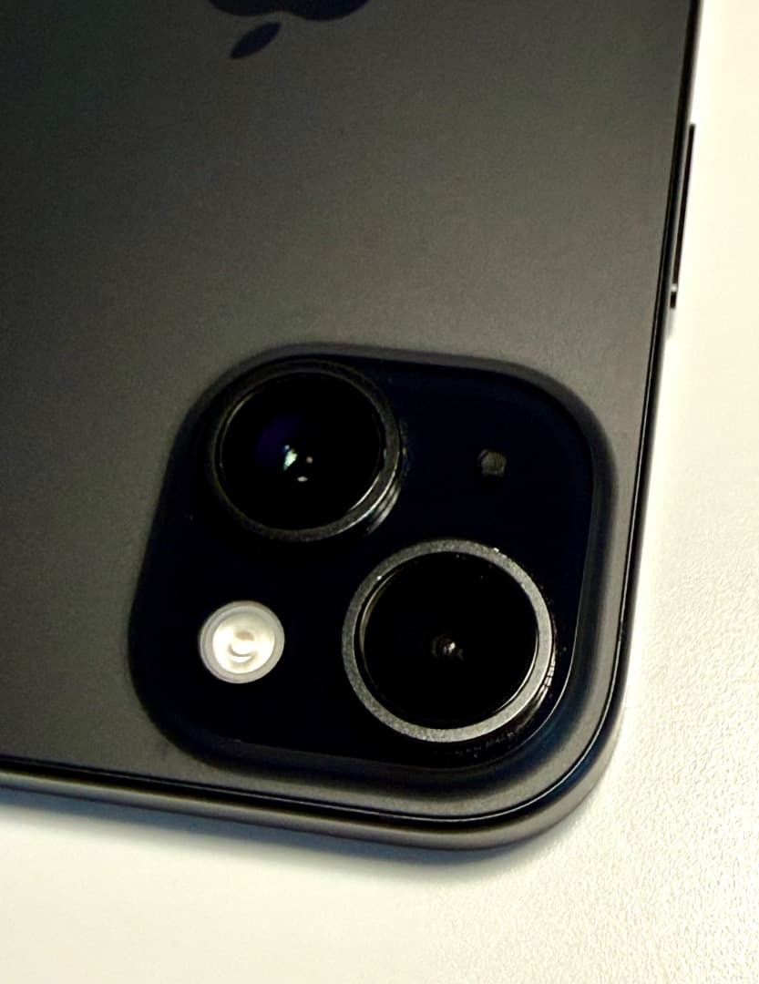 【美品】iPhone 15 256GB Black　SIMフリー　86％