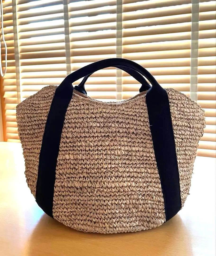 ヴィオラドーロ　かごバック VIOLAd'ORO ラフィア　黒