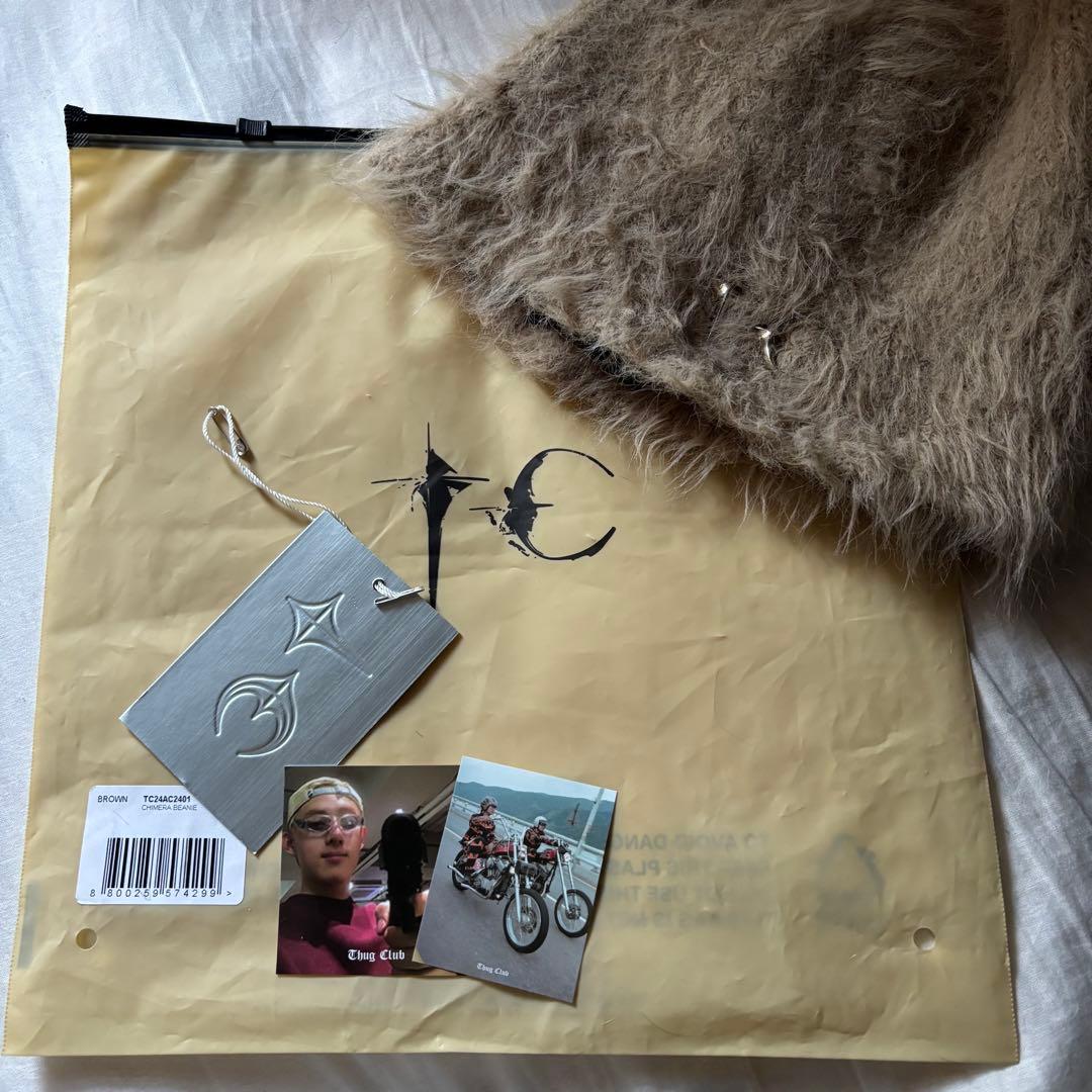 ベージュファーニット帽　ビーニー　thug club