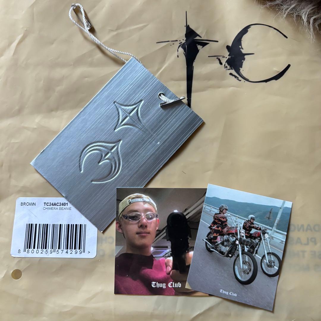 ベージュファーニット帽　ビーニー　thug club