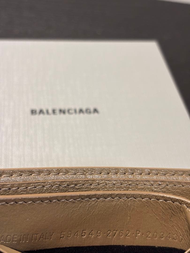 BALENCIAGA 二つ折り財布 ブラウン