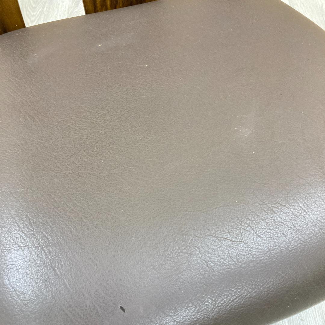 【カリモク】コロニアル　透かし彫り　ダイニングチェア　椅子 ①