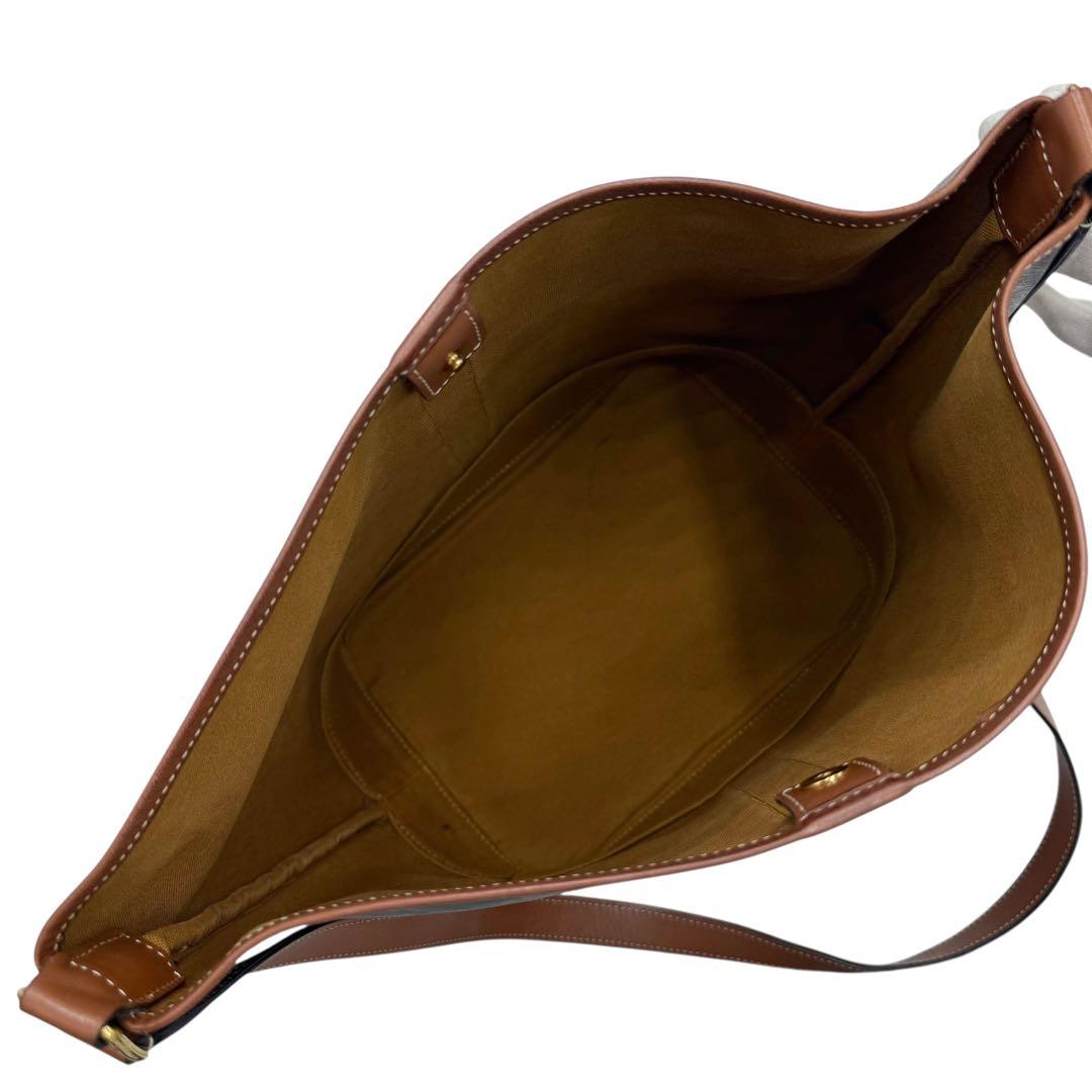 6185 美品 セリーヌ CELINE トリオンフ ミディアム バケット 牛革