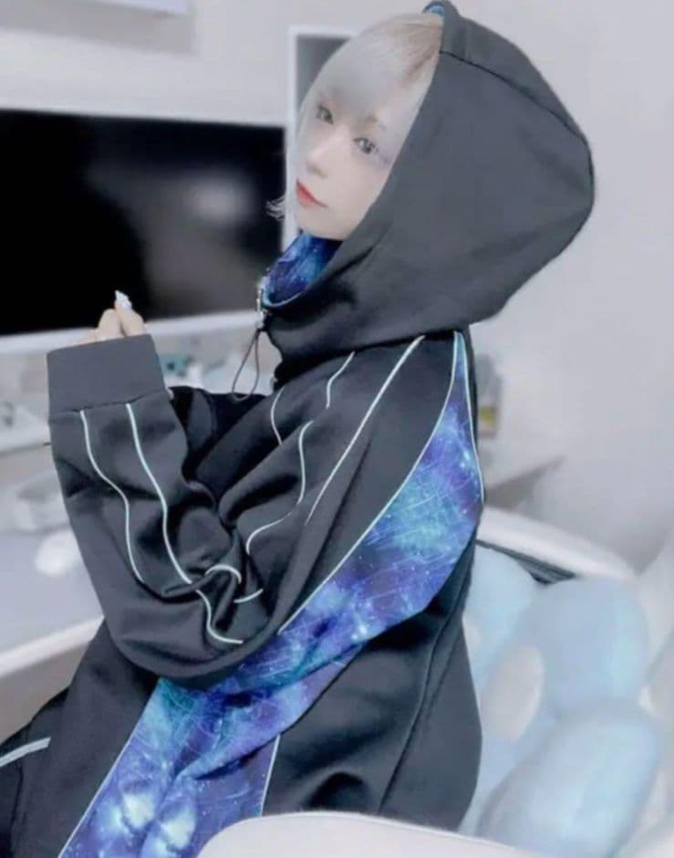 【マコトページ】ililil イルイルイル サイバージャージパーカー