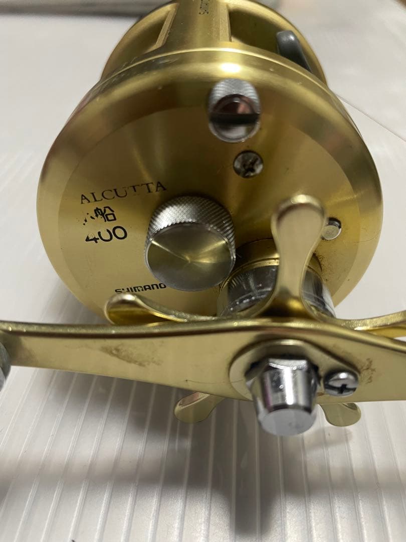 SHIMANO シマノ カルカッタ小船400（PEライン1.2号200m巻済み）