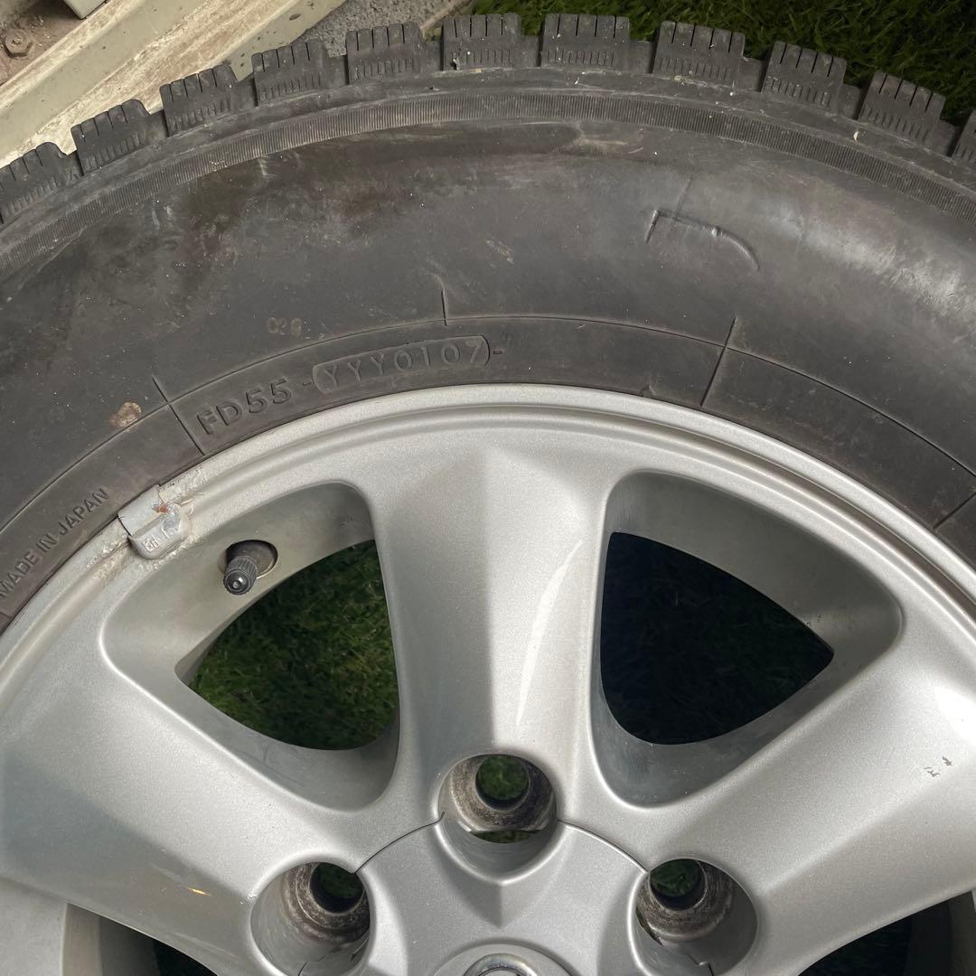 大特価⭐︎履き替えるなら　トヨタ純正ハイエース純正アルミが売りの4本セット
