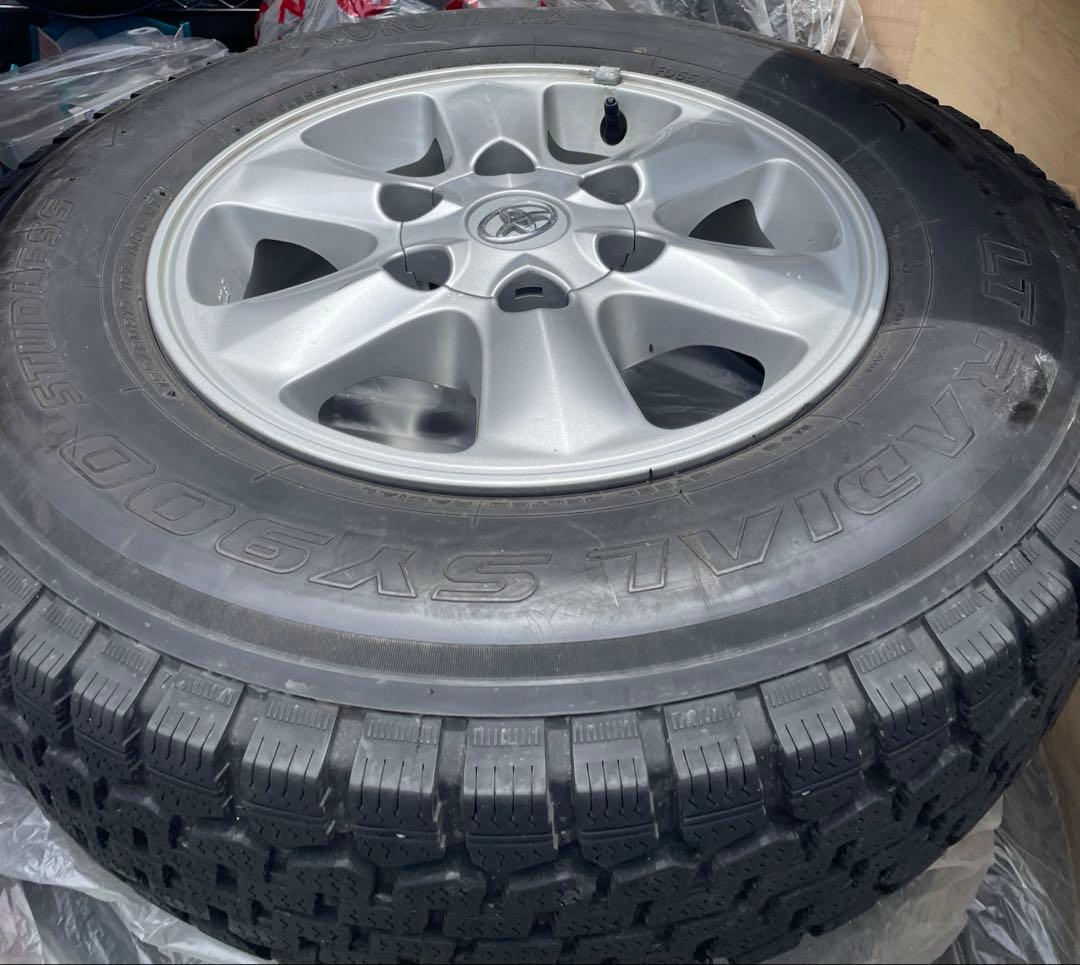 大特価⭐︎履き替えるなら　トヨタ純正ハイエース純正アルミが売りの4本セット