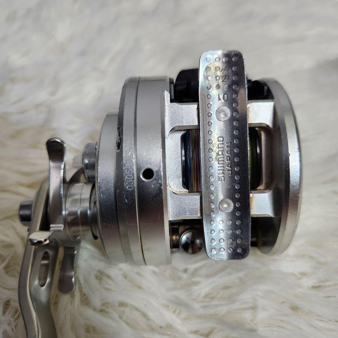 シマノ オシア カルカッタ 301HG 夢屋パワーハンドルノブ 左ハンドル