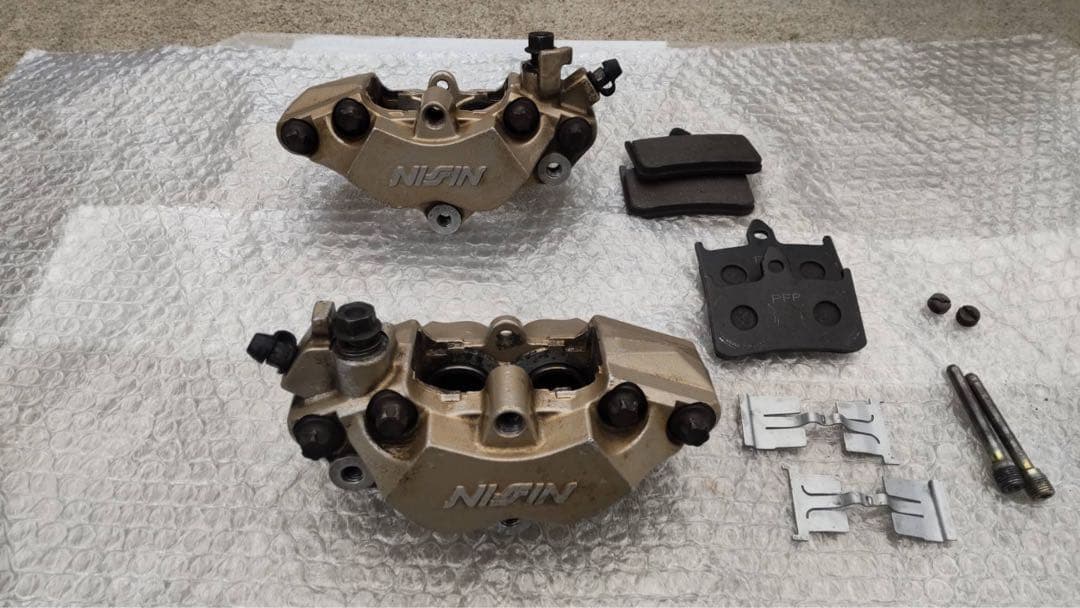 純正フロントブレーキキャリパー cb400sf cbr400rr nsr250r