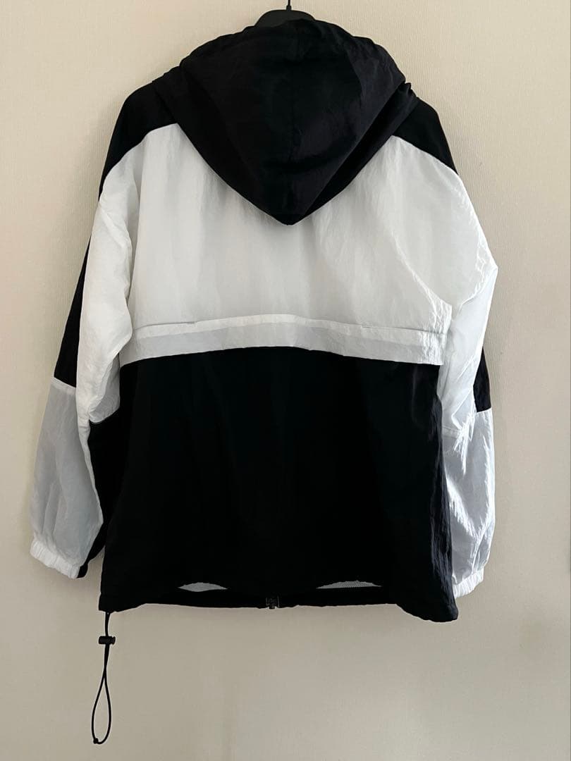 最終値下げ中‼️レア‼︎ 早い者勝ち‼︎《NIKE》ナイキ ウィンドブレーカー 黒 S