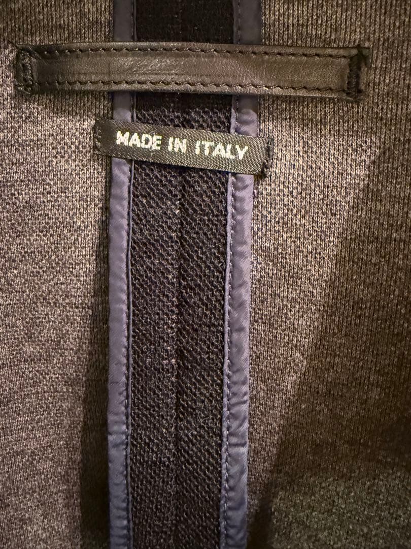 T*A様 ジョルジオ アルマーニ 美品ダブルジャケット　ネイビー