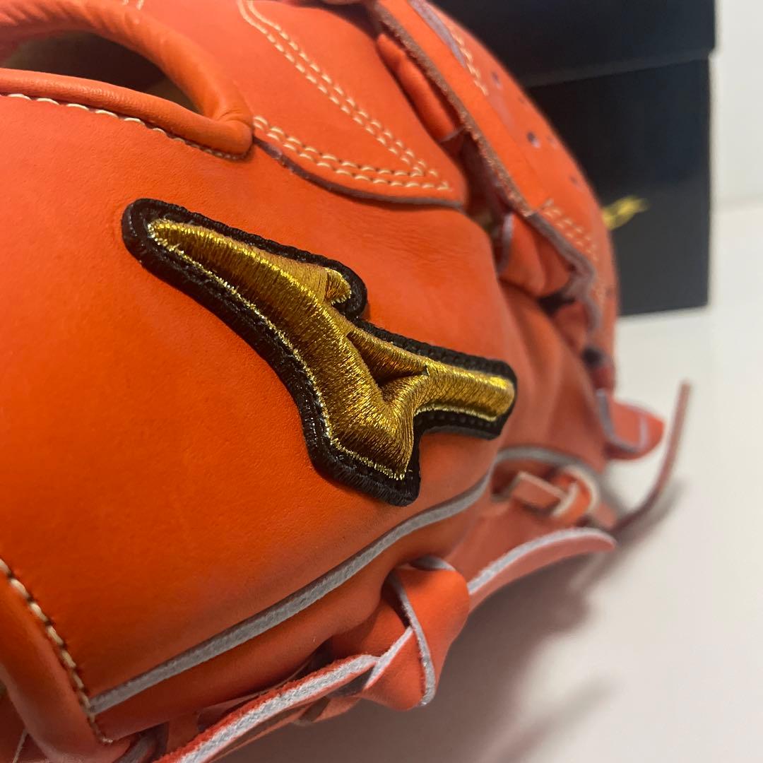 ミズノプロ　硬式用　投手用　グローブ　グラブ　定価62,700円　高校野球対応