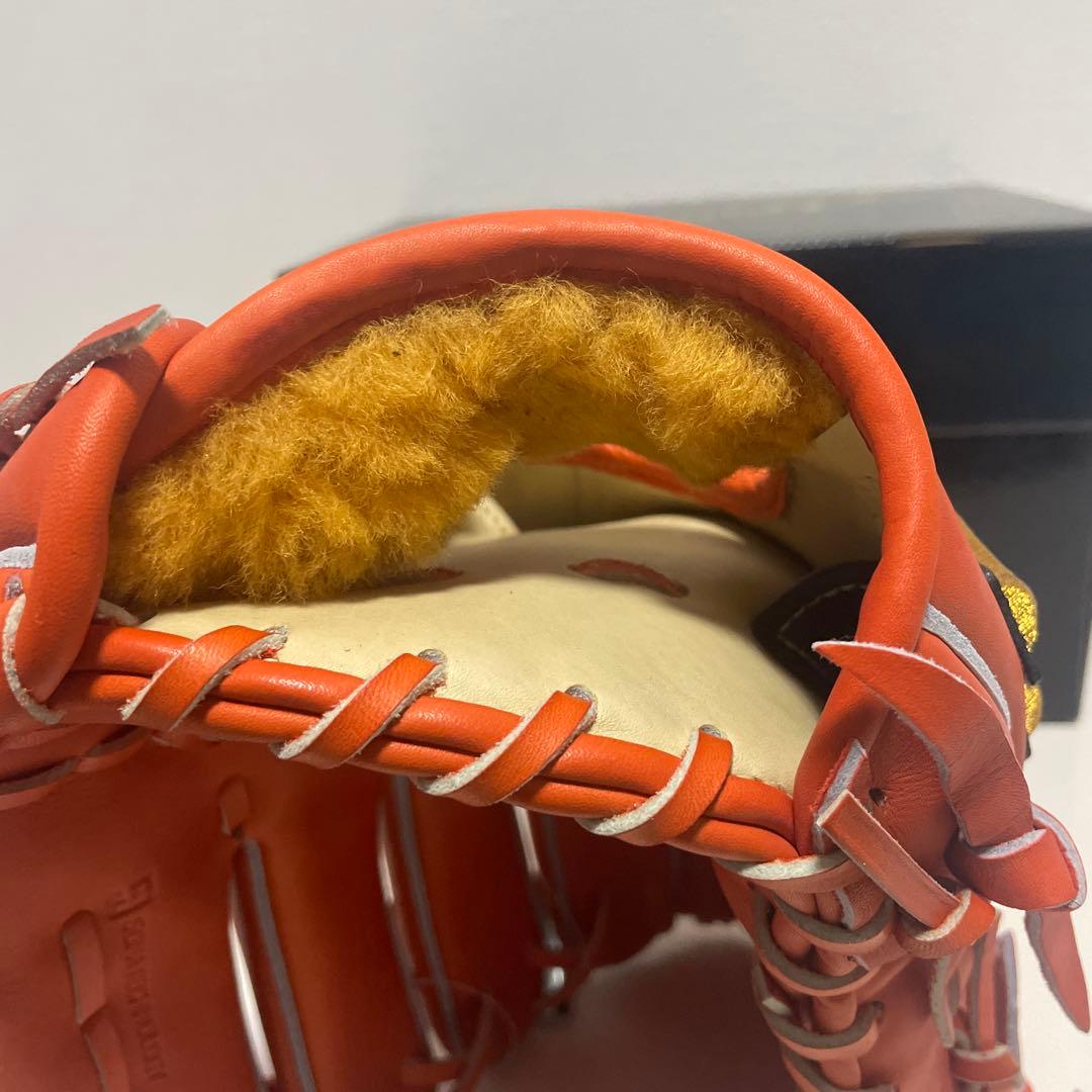 ミズノプロ　硬式用　投手用　グローブ　グラブ　定価62,700円　高校野球対応