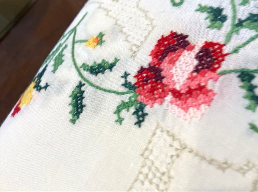 クロスステッチ刺繍テーブルクロス　大小2枚セット　ヴィンテージ　昭和レトロ