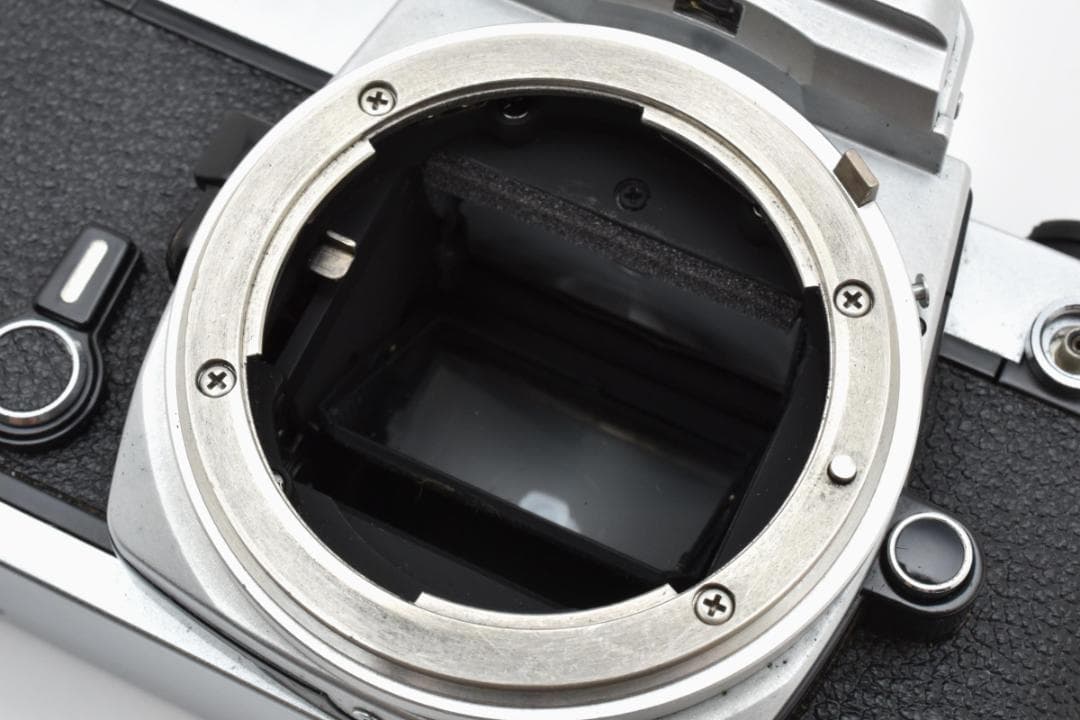 ★各部モルト張り替え済・一部腐食あり品★ ニコン FM ボディ #20194