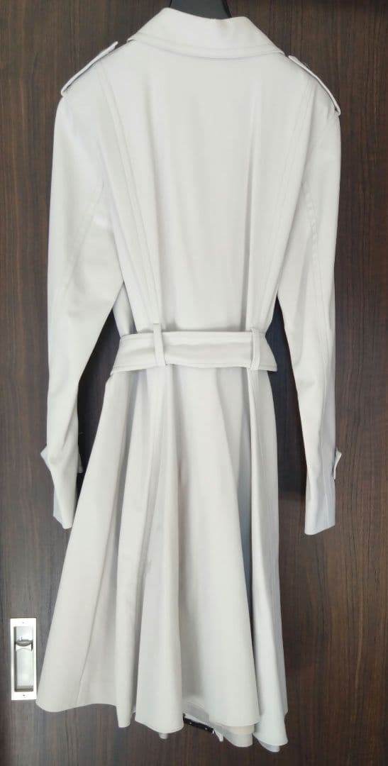 ESCADA ベージュ トレンチコート