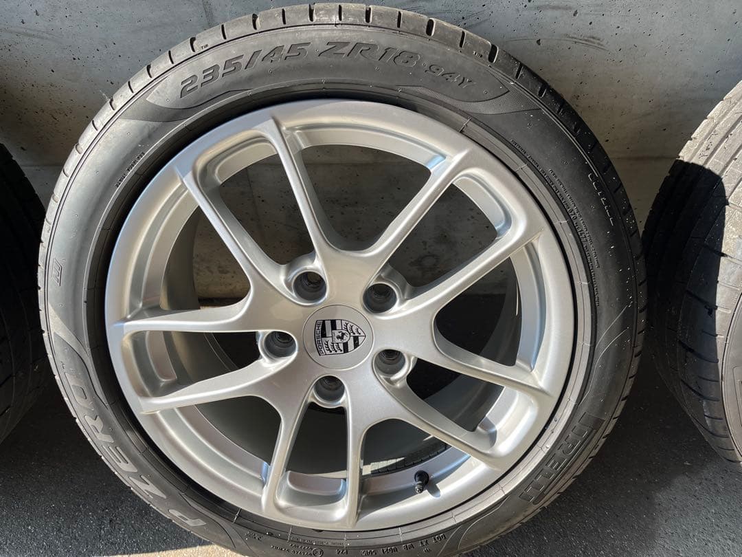 ぽめさん専用　ポルシェ　981ケイマン　18インチホイール　タイヤ