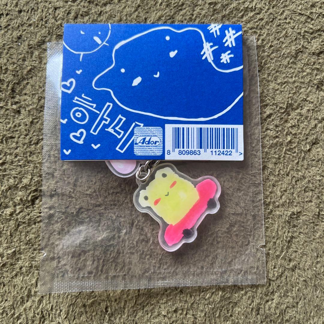 new jeans ハニ キーリング ポップアップ 即購入⭕️ いいね不要