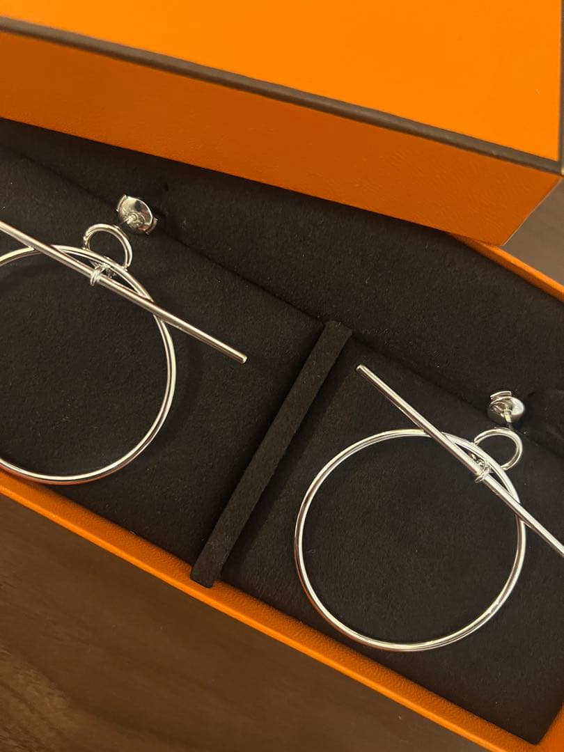 HERMES シルバー フープピアス