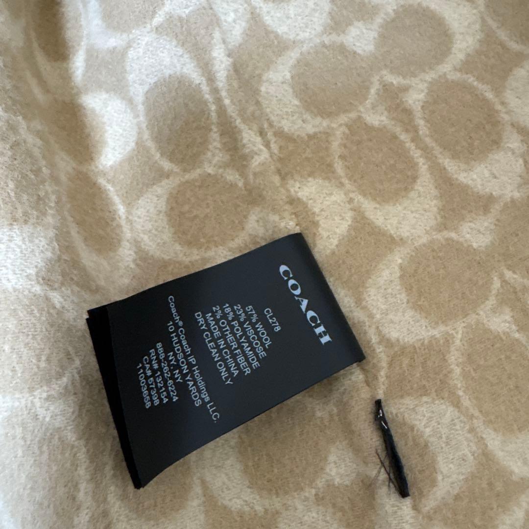 COACH フード付きベージュポンチョ