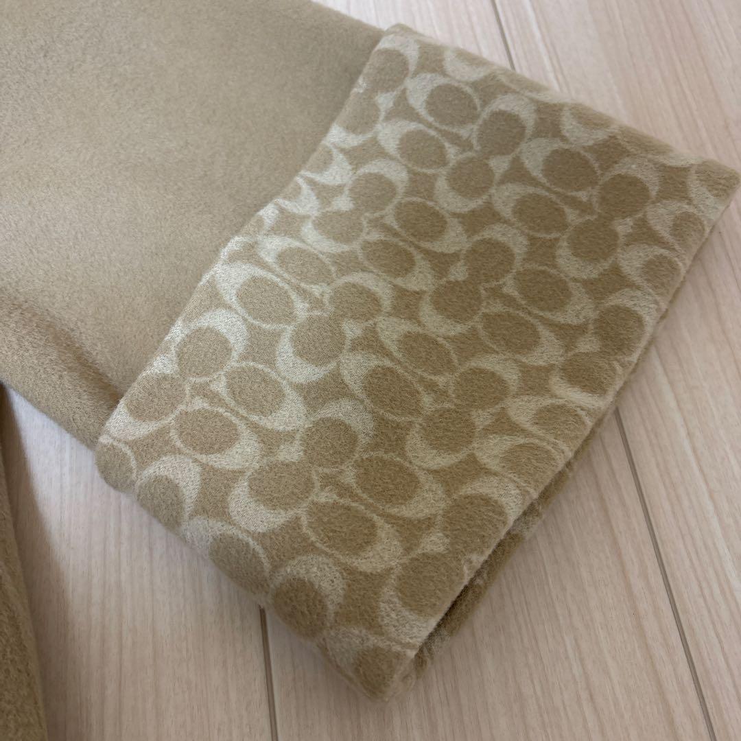 COACH フード付きベージュポンチョ